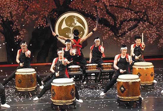 Tamagawa University Taiko Drumming & Dance