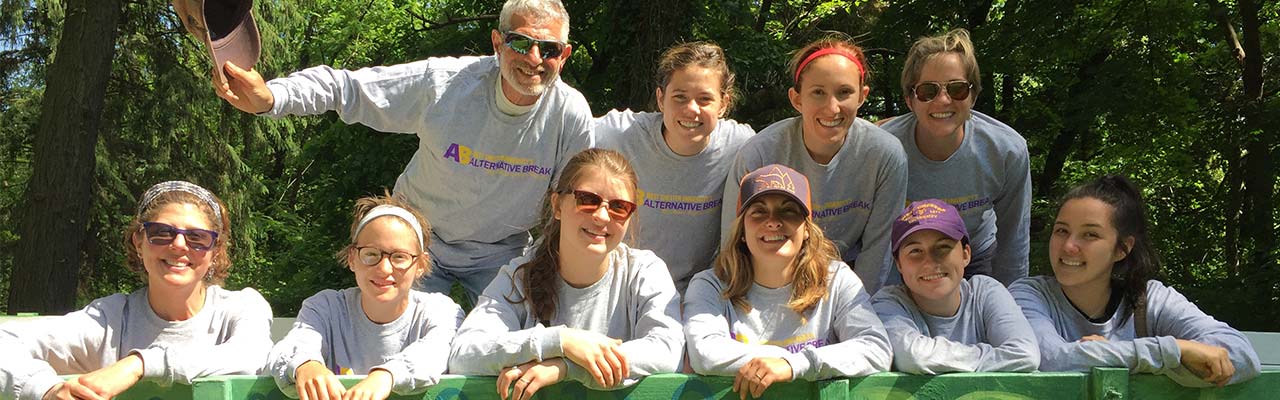 WCU Students serve with community gardens in Philadelphia