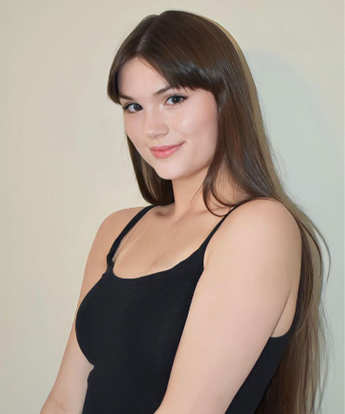 Emily Gilligan headshot