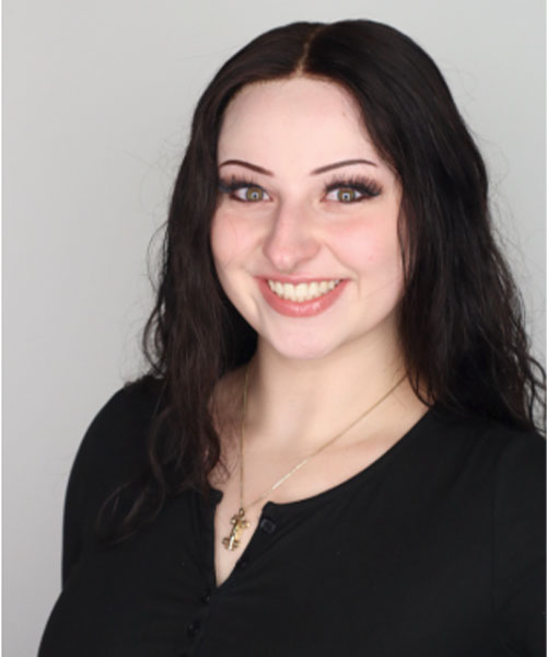 Ryann Beyer headshot