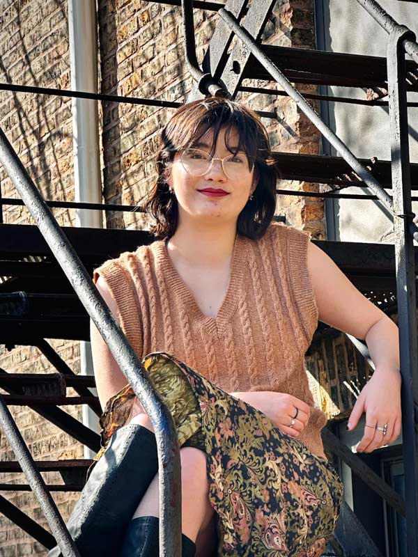 Darcy Combs Headshot