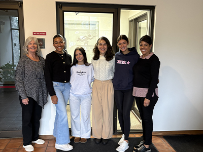 Students volunteering