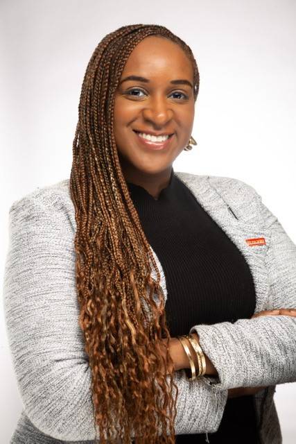 Shari Cunningham headshot