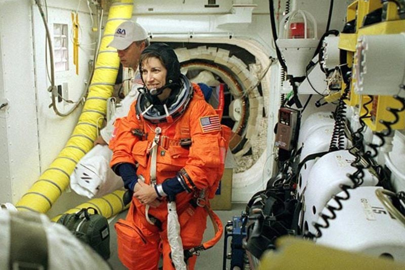 Ellen Ochoa in Space